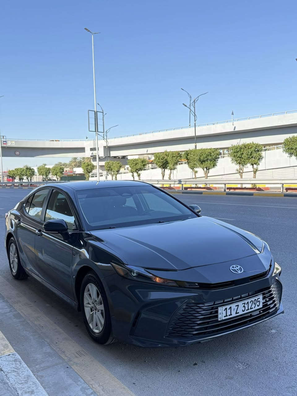 للبيع كامري 2025 ماشيه 9 الف ميل السعر 195 الشراي يتواصل وتدلل بدون لغد بدون ايرباك فقط تصليح مقدمه الشاصي 
***********
