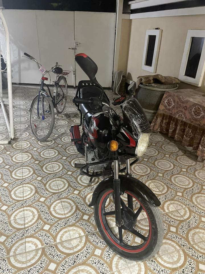 السلام عليكم دراجه للبيع موديل 2023مرقمه وكامله بس مشاد الواح دراجه مكفوله من كلشي هاتف ***********
