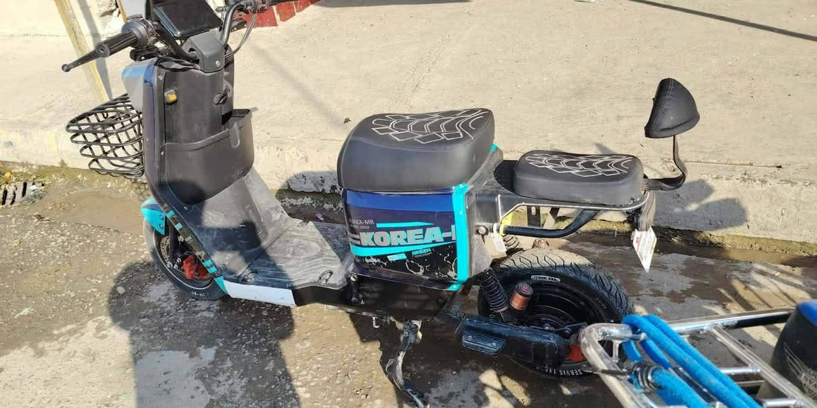 ماطور شحن للبيع R7 البطاريات 5
سرعة 99 السعر 425 
***********
