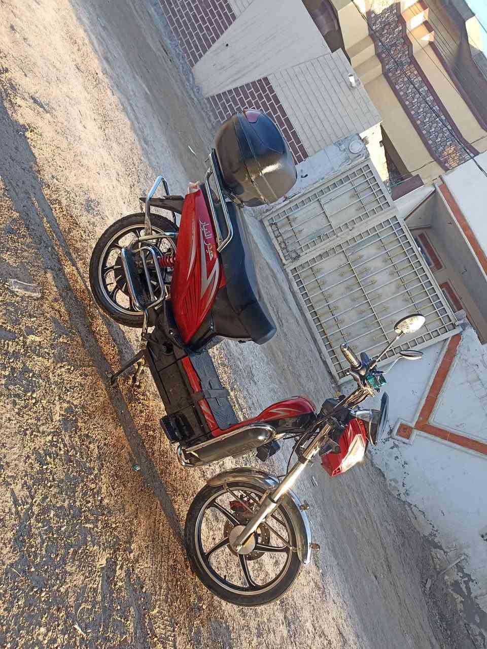 سلام عليكم مطور هارلي موديل 24 بطاريات عل فحص قبل شهر شدهن مطور نضيف مكاني الفلوجه السعر 400قفل الشري ينتصل ***********
