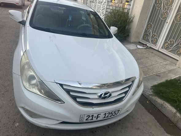 سوناتا خليجي 2013 شكل 2014 
محرك دوش 2400
شفتات ستيرن 
تحكمات ستيرن
حساس خلفي 
كرسي السائق كهرباء
مري قابله للطي
الدعاميه الاماميه فقط صبغ
بارد قليل جدا في البنيد
رصعه في الجاملغ الخلفي
ماشيه 147 الف
السيارة باسمي
السعر 135$ وبيها مجال
مكان بغداد
***********
