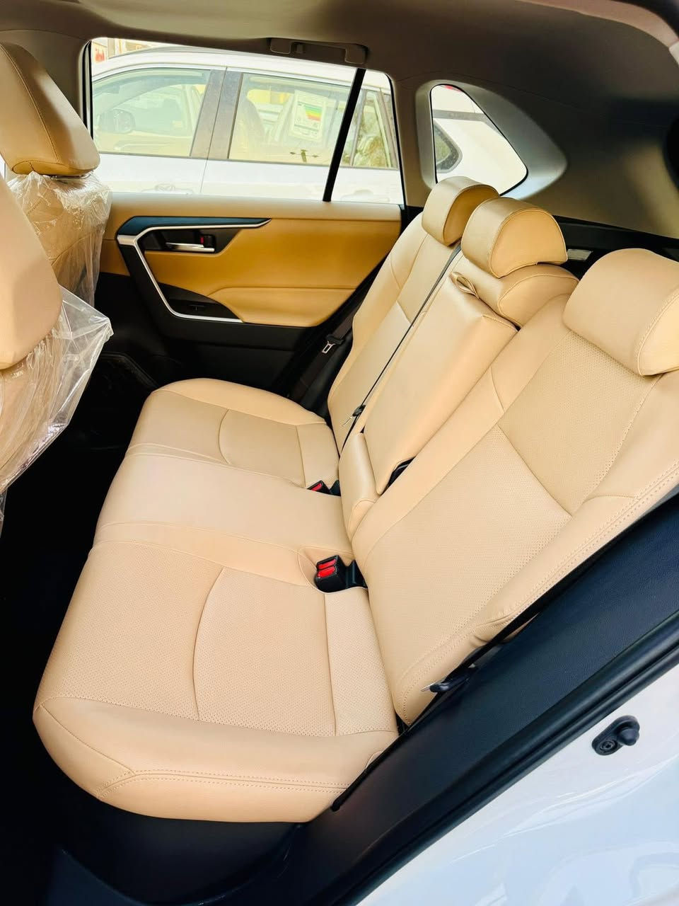 من معرض الاخوين عرض خاص حين نفاذ الكمية.
تويوتا راف فور هايبرد  موديل 2025
Toyota RAV4 HEV 2025🌿

📃 اليكم التفاصيل الآتية 👇🏻

🚘 زيرو بلد المنشأ : اليابان 🇯🇵 خليجي 
🚘 الموديل 2025
🚘 سعة المحرك 2,5L هجين 
🚘  دفع رباعي 4X4
🚘 كرسي كهرباء 3 حركات 
🚘 بروجكتر  + حمالات في السقف 
🚘 مقاعد جلد لون بيج 
🚘فتحة سقف سلايد
🚘 عدد 9 AIR BAG
🚘شاحن موبايل اصلي
🚘مري قابلة للطي كهربائي
🚘 حساسات خلفية
🚘 حساسات أمامية 
🚘 لايت زينون + LED
🚘 بك لايت LED
🚘 ويل كب 18
🚘 4 دسك
🚘 ماسحة خلفية
🚘 اريل نفكيتر 
🚘 مفتاح التشغيل بصمة + دخول ذكي 
🚘ترحيب في الدواسات RAV4 ضوئية
🚘 شاشة جبيرة تدعم كار بلي ✅
 🚘 كاميرا دوارة اصلية
🚘 تتسع المقصورة ل 5 ركاب
🚘 المودات والأوامر الصوتية
🚘 أوضاع القيادة  Drive Mode
🚘 فحص أنظمة السيارة 
🚘 حساسات ضغط اطارات
🚘 تبريد شاشة مناخين منفصلين 
🚘 قطعتين تبريد
🚘 هاند بريك كهرباء 
🚘كروس سرعة 
🚘 ا ABS 
🚘ا Auto Hold   أوتو هولد
🚘ا ISOFIX         ايزو فكس
🚘 نظام مانع الانزلاق
🚘 اشارة في المرايا الجانبية
🚘 مخرج منفذ الطاقة ⚡
🚘 ا  Bluetooth 
🚘 تطعيم الدواخل ألمنيوم 

💴 السعر 49 مليون عراقي
مرقم سنوية كامل مكمل اسلمك سنوية + لوحات 

لاستفسارتكم يرجى الاتصال على الأرقام :

📲***********
📲***********
📲***********

العنوان بغداد الوزيرية مقابل قاعه الريان معرض الاخوين
