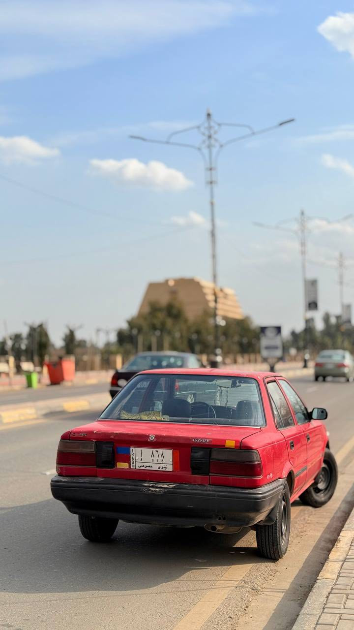 سلام عليكم كورلا ١٩٩٠ استيرن يسار بلادي رقم مميز مميز محرك معمر جديد كير شرط السقف ما بي صبغ بس انطيك صبغ عام فحم في فحم اي استفسار *********** بالنهار بالشغل بليل متفرغ السعر ٧٠ ورقه وبي مجال شباب لحد يكول السعر غالي السعر لعيون الرقم
