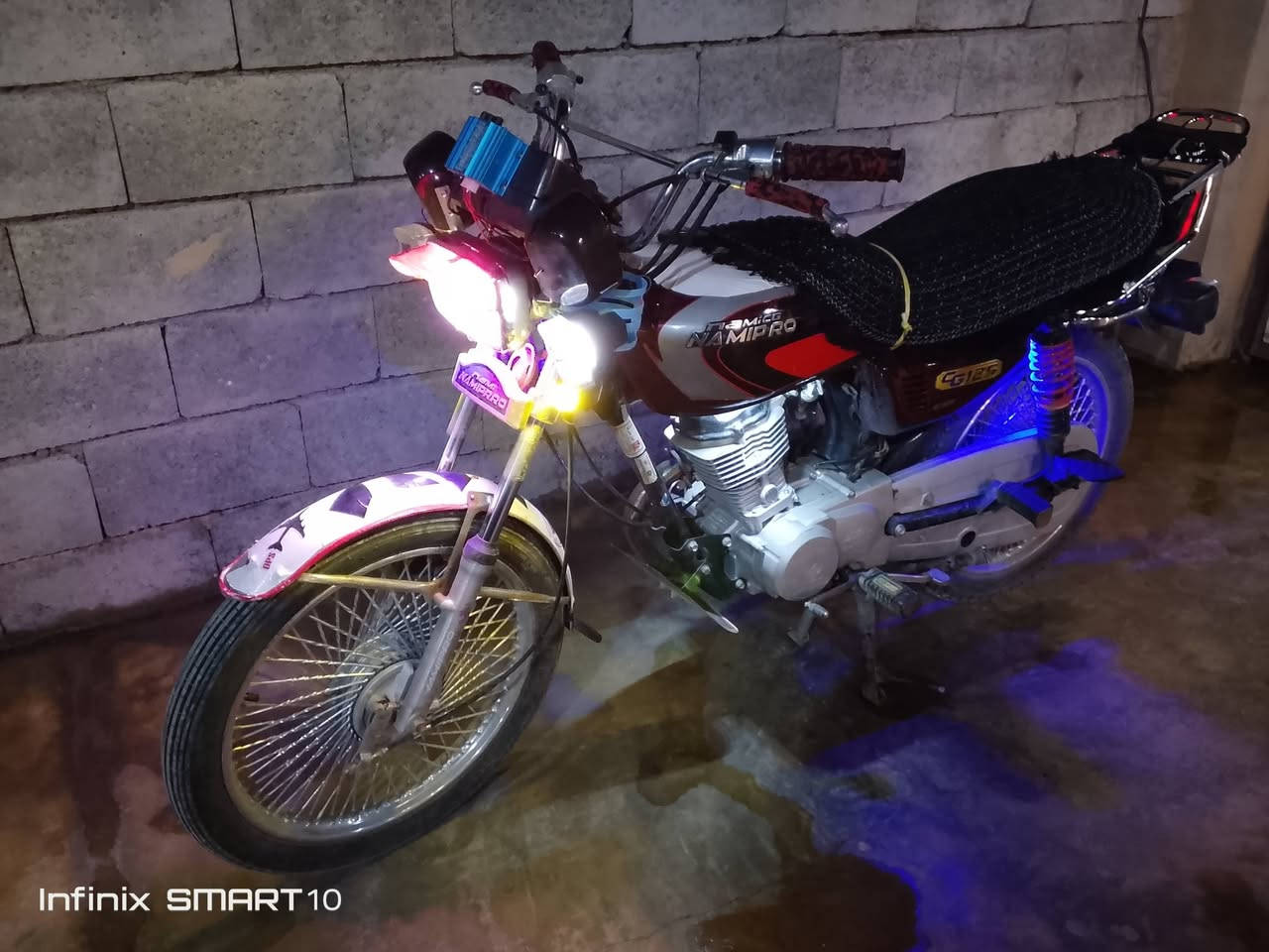 السلام عليكم ماطور للبيع نامي برو 19تخم ويالة وتايرات مكينة خرسة  كهربائي كلة شغال ماناقصهة شي حيل جديد سعر خاص مكاني خانقين  ***********
