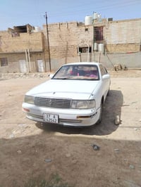 تويوتا • كراون • بطة • سيارة • مراوس