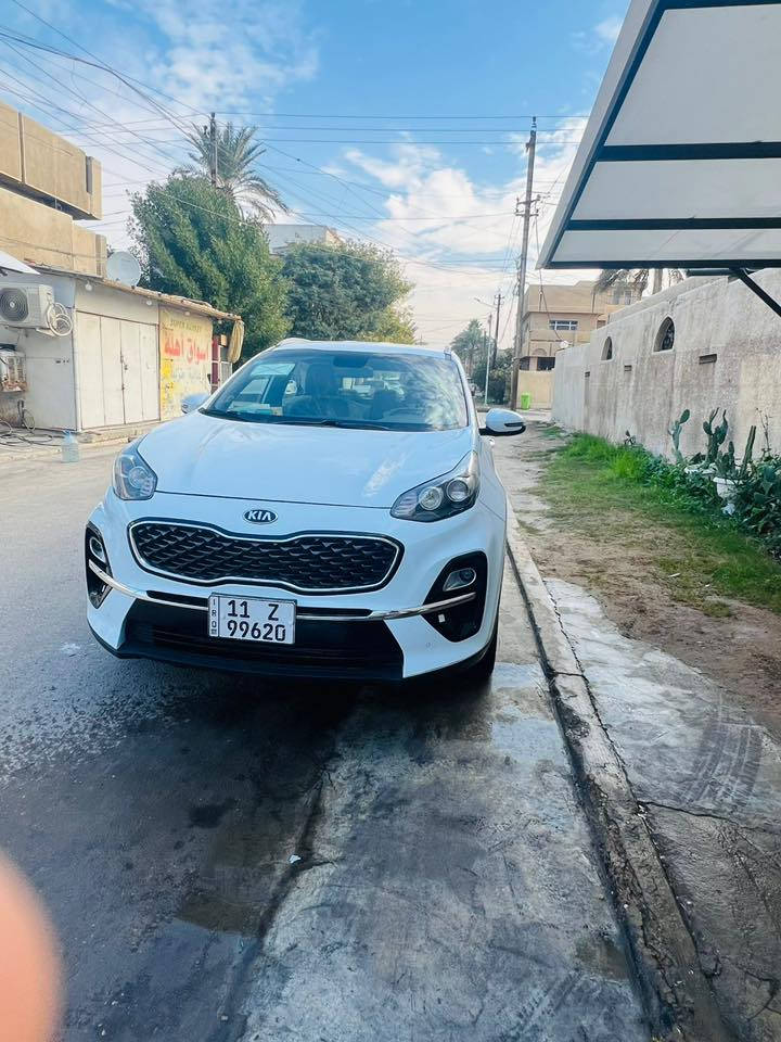 كيا سبورتج 2020 للبيع
السيارة ماشية 66الف كيلو 

بيهة طخة بالباب عكس السايق فقط الباقي مكفول 

السيارة استخدام شخصي 

سنوية بأسمي تنتهي 2031 

هزة جديدة المكان بغداد حي القاهرة 

للاستفسار ***********

السعر 195 ورقة وبيها مجال قليل
