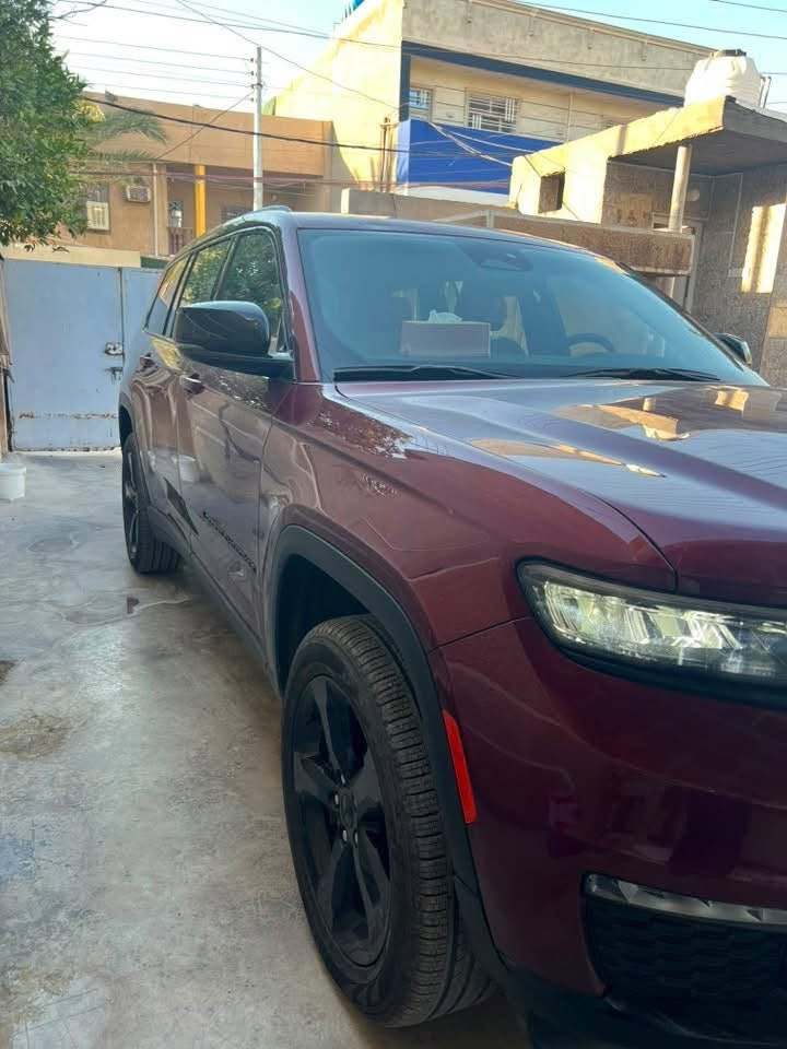 🚗 السيارة:  2025 Jeep Grand Cherokee, L Limited مرقم بغداد
⚠️ الضرر :  جاملغ جه السايق صبغ فقط

↔️المسافة:  8.000 ميل

🔲 المحرك:  3.6L, V6

بانوراما 

تدفه كشنات وستيرن

كشنات ميموري

مانع انزلاق 

كشنات جلد

كامرات داخليه 

شاشة كبيرة

هاي موصفات الي اعرفها بعد اكو هواي موصفات مااعرفها

للستفسار ***********
