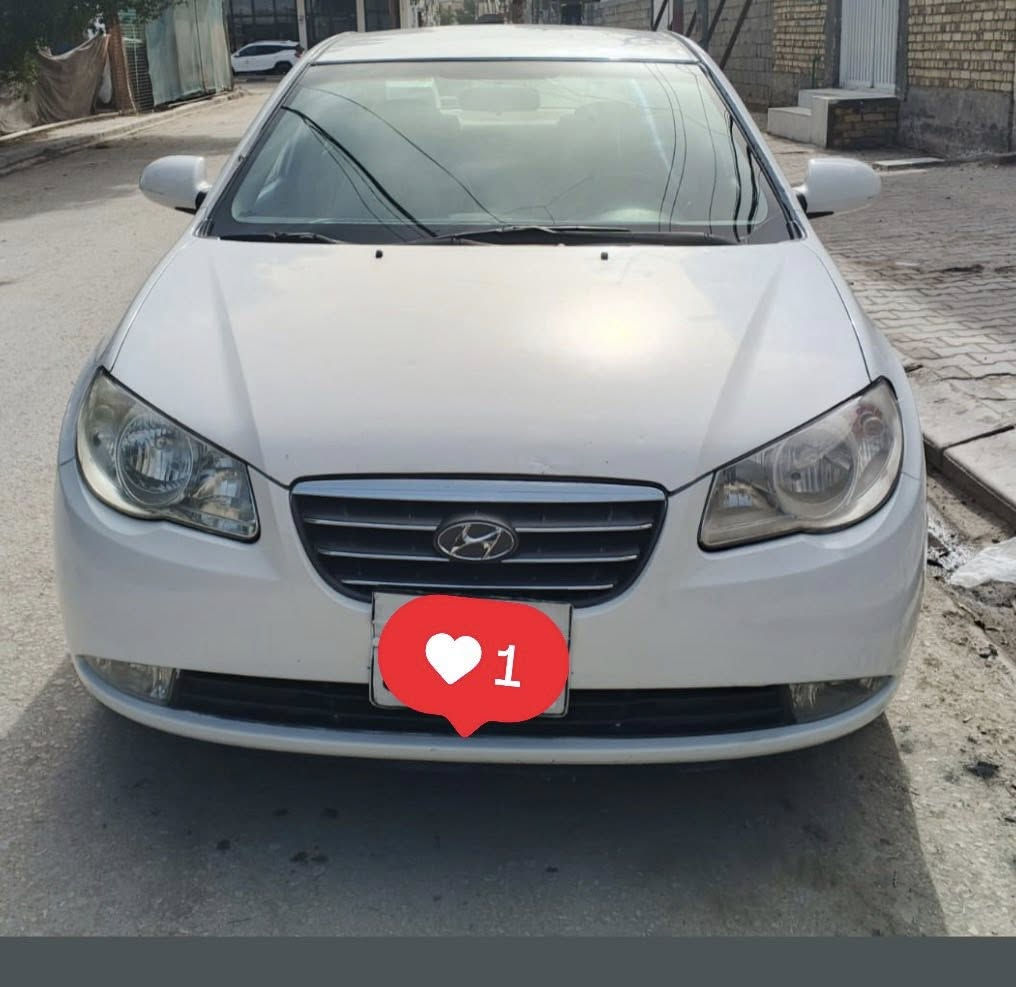 الانتره ادوات
كصه جنطه
محرك ١٦٠٠دكشن عالي 
خليجي 
كير محرك كفاله
حداديه جديده
تخم تاير ويل نجمه
مري شفط 
تحكمات كهربائيات كلها شغاله
داخل بيجي سياره جديده وحلوه
السعر ٤٦ مكان سياره نجف فقط بيع

‭٠٧٧٦ ٩٨٣ ٣٩٥١‬
