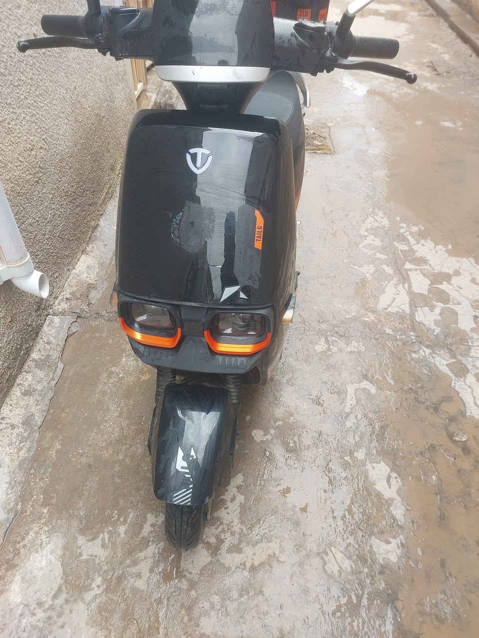 دراجه للبيع كامله من كلشي***********
