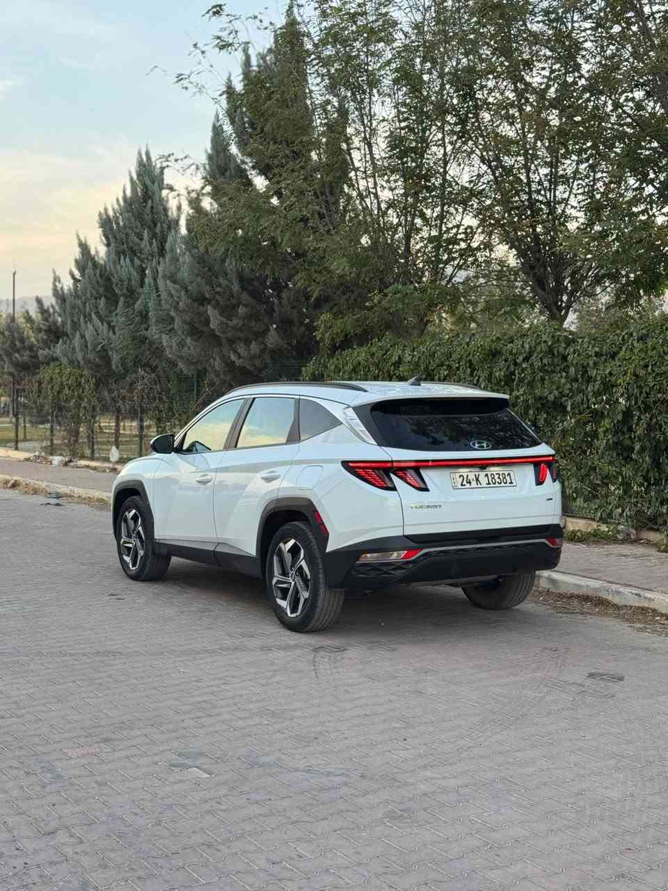 السلام عليكم
توسان 2022للبيع
لون ابيض🤍
بدون صبغ شرط جملغ خلفي تعديل و راس جملغ امامي تعديل بسيط
وارد امريكي 
محرك 2500 
رقم جاهز تحويل و غرامة شرط

مواصفات : فول مراصفات 
دواخل كريمي
فتحه سقف 
شاحن لاسلكي 
بصمه 
دخول ذكي 
صندوق كهرباء
فتحه 
كار بلي 
شاشة كامرة خلفية 
رادارت 360 درجة
كشنات جلد وتدفئة بالكشنات 
تبريد قطعتين 
وضعيات قياده 
هاند بريك دگمه
اوتو هولد 
خاصية إطفاء المحرك بالازدحام
خاصية النزول من المنحدرات
مثبت سرعه تفاعلي ومحافظة على المسار 
شاشة عداد ايباد
تشغيل عن بعد 
ماشية 29  الف ميل  
السياره احله من الصور وجاهزه من كل شي 
رقم شاصي5NMJCCAE9NH138215

السعر 195 ورقه وبيها مجال
واتساب و كورك ***********
