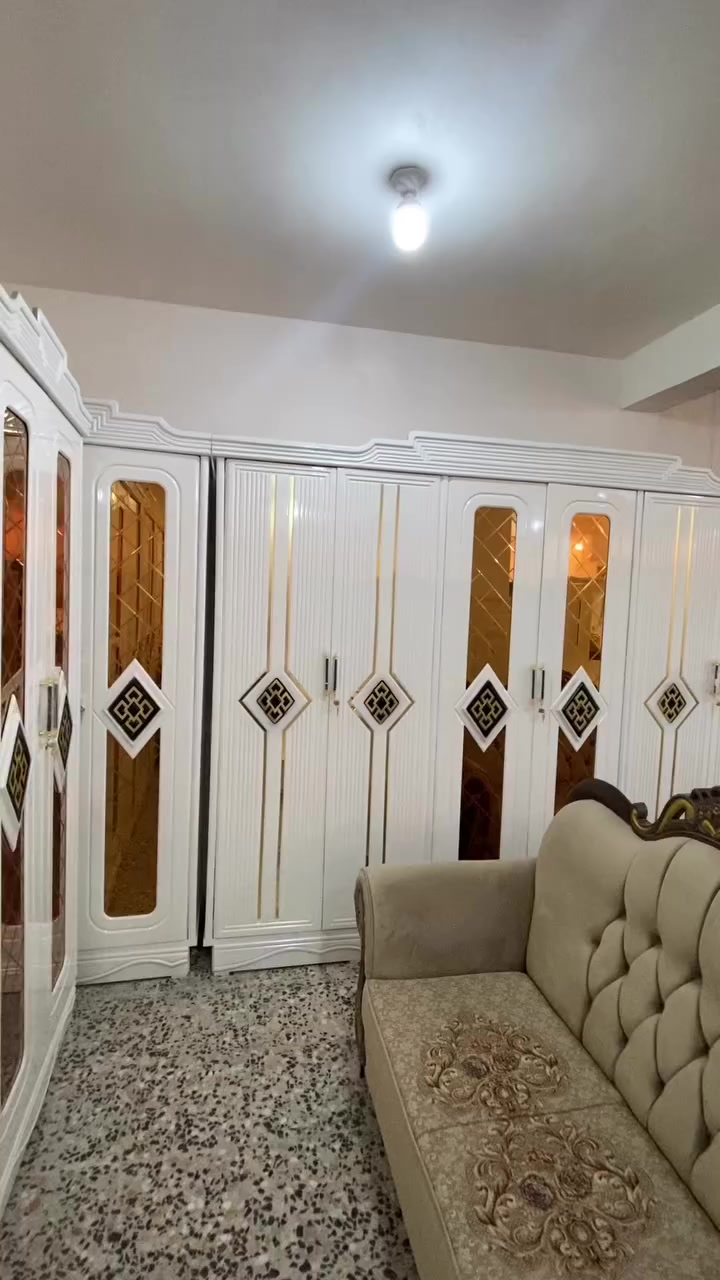 سلام عليكم انتاج غرف والاثاث ولديكور المنزلي حسب الطلب وباسعار مناسبه وبادارة قاسم مزعل محمد علي ***********
