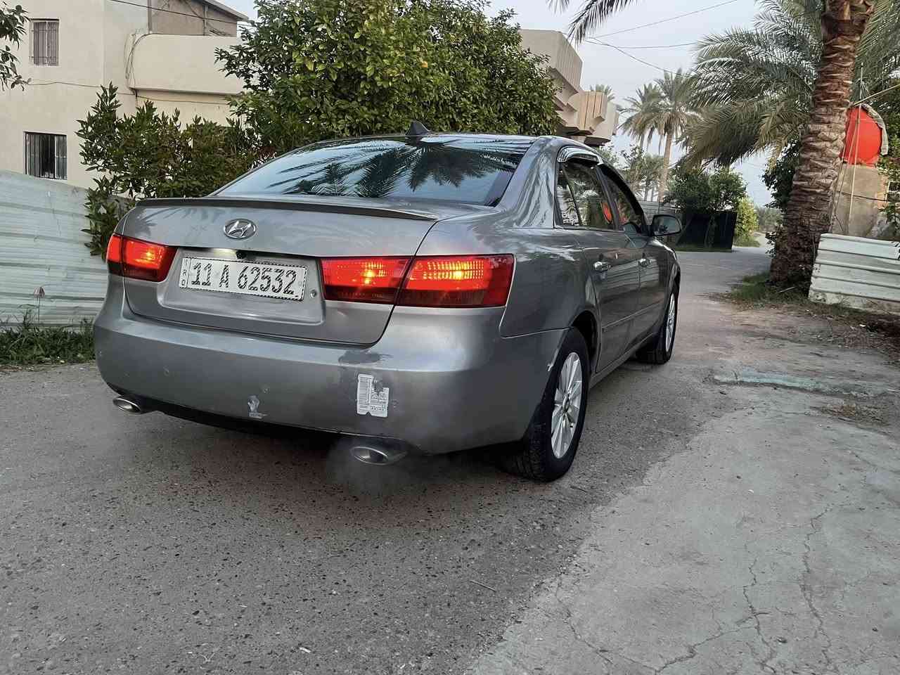 سوناته امريكي بدون حادث فقط صبغ حزام بدون دواخل محرك 6سلندر تبريد منظومه كامله رقم بغداد بسمي  هزه ولوحات جديده العنوان بغداد ابو غريب الحمدانيه السعر (90)وبيها مجال ؟رقم الهاتف ***********
