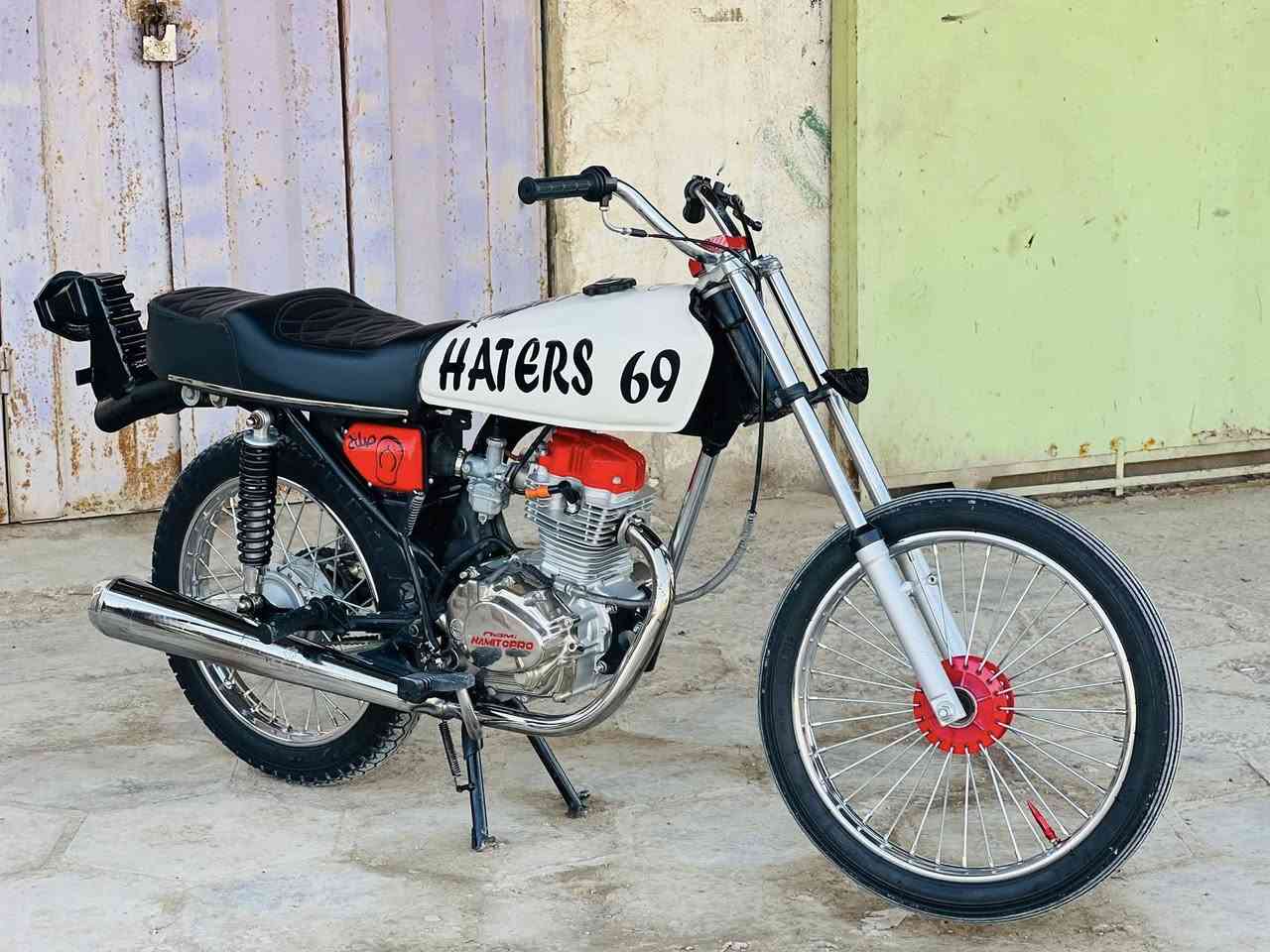 دراجه أدوات أدوات  صارلي اقل الشهرين معمره  الدراجه ربع دينار ماتخسر عليه     سعره 650وبيه مجال.                           السماوه قضاء الخضر  ‭0783 761 9176‬
