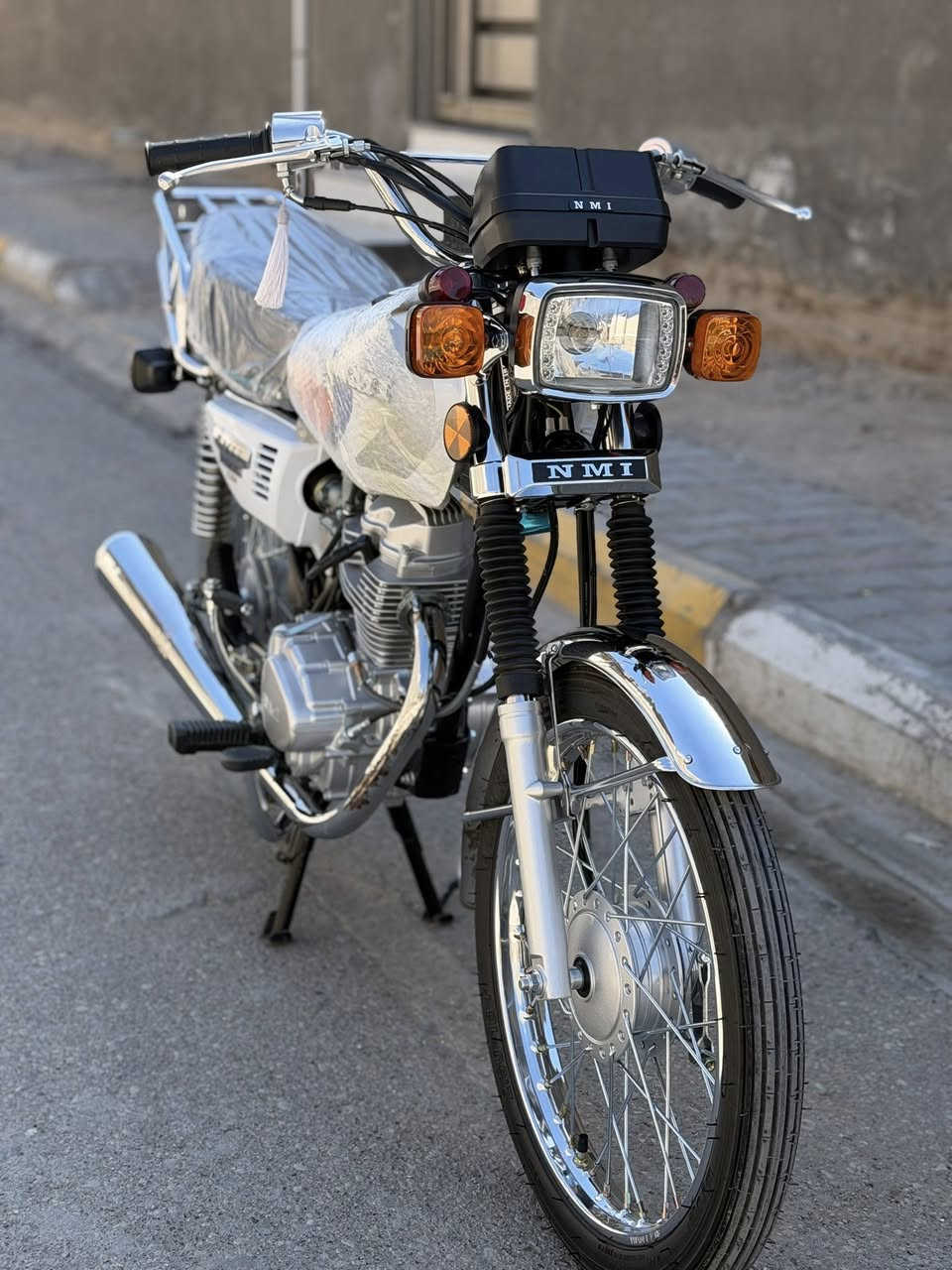 سلام عليكم
نامه شلامجه للبيع 
تعميره 26 دراجه مخزونه ماطالعه 
اوراق سكنر 
السعر 1150وبيها مجال لشراي 
المكان سماوه قضاء الرميثه 
***********تصال علرقم
