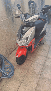 سلام عليكم.
نوع الماسة
وصل الشراء موجود
دراجة سكنس مديل 2024
من حسن و حسين GT بل صدرية
دراجة نضيفة و على ايدي
بطاريات نص عمر
كشن بلادي
هورن لايت اشاير شغالات
بصمتين + سويچين
تچوة خلفية
ملف قدرتة 3000W 
6 بطاريات 12V 32M
شاحنتها البلادية موجودة 
بريكات دسكات مع حساس 
لد انارة امامي و خلفي
صندوق كبير مع قاطع دورة
المري موجودات
دراجة خير من الله ما ناقصها برغي
ولكن قبل مدة قصير اخويه سوة بيها حادث و خفيف مجرد زلغ و كم كسر بسيطات ما مأثرات عليها. 
مكاني بغداد الجديدة. 
*********** 
رقمي للتواصل موجود واتساب .
