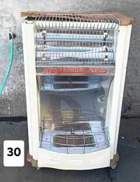 بيع وشراء • ارسال سكرين • تواصل بالخاص