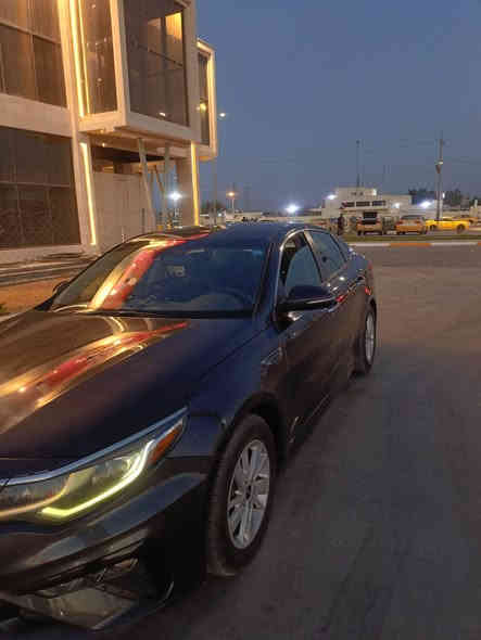 السلام عليكم اوبتيما 2019 أمريكي 2400 باسمي حادثة مقدمة البنيد فقط وبيه بارد بالجاملغ الأيسر مكفولة من الصبغ السيارة باسمي تحويل ثاني يوم مكاني بالكوت السعر 135 للاتصال : ***********
