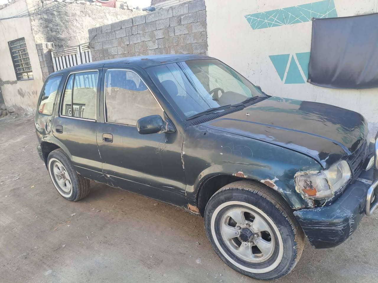 السلام عليكم سياره سبورتج للبيع موديل ١٩٩٣ لللاستفسار الا تصال بالرقم ***********
