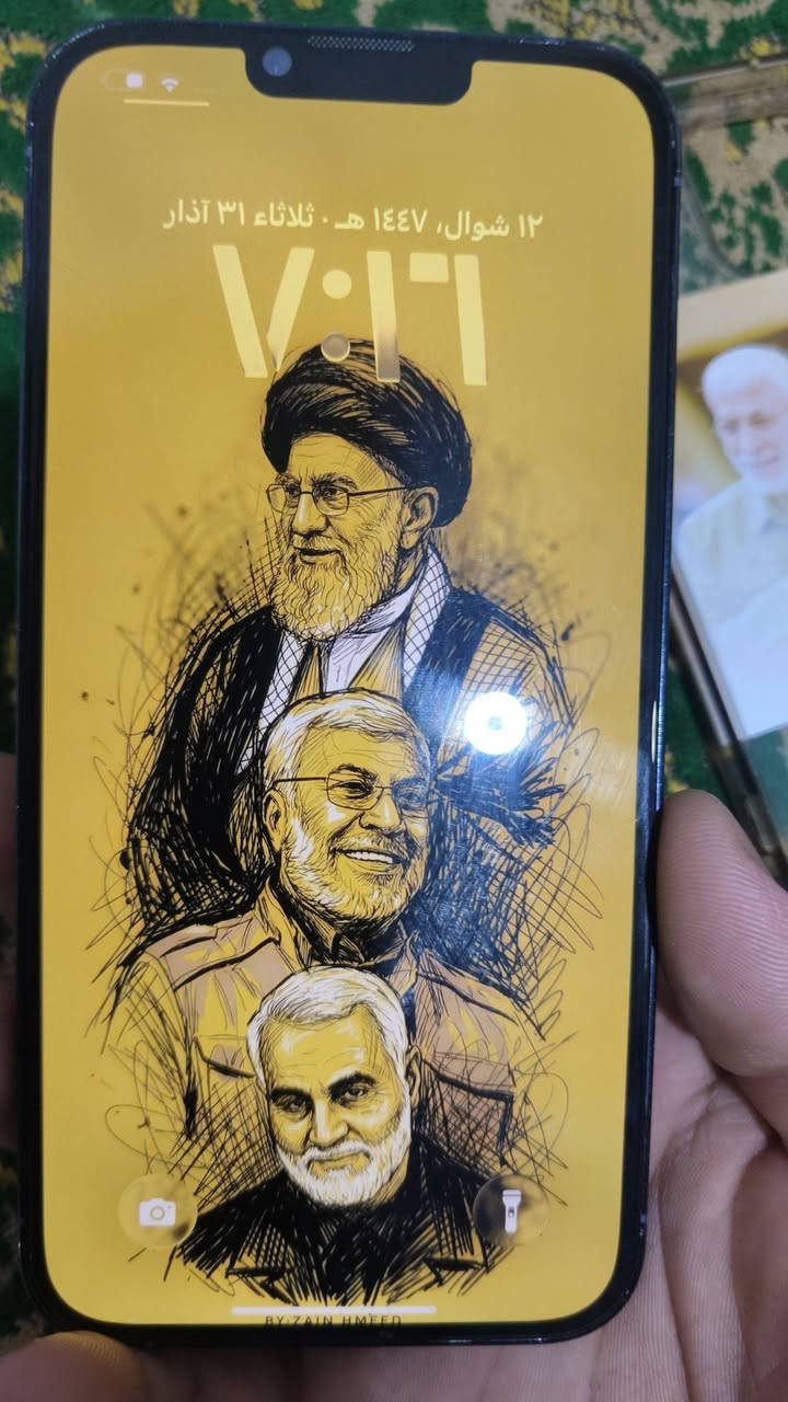 السلام عليكم
ايفون 13 برو ماكس 
ذاكره عملاقه 1000 تيره 
الجهاز قطع اصليه من ابل يعني امريكي 
تفاصيل واضحه مكاني مدينة الصدر
***********
