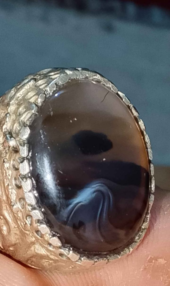 محبس عقيق يماني قديم 
الفضه عيار 925 مختوم سعره35
*********** البصرة, العراق
