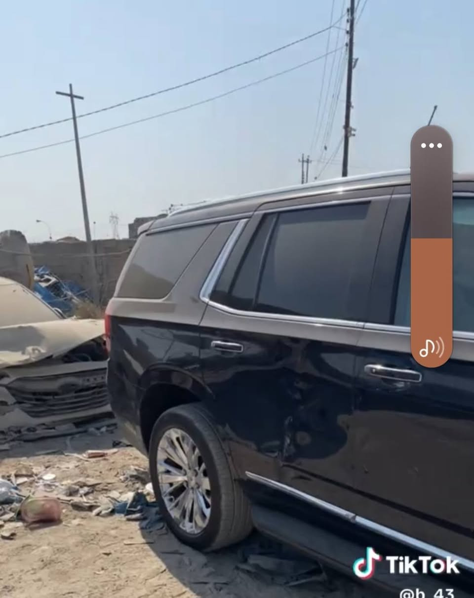جمسي يوكن 22محرك 5و٣٠٠فول برامه كشنات ملاكي منفصل بيها باب صبغ وجملغ كلير لون  مميز اسود ابو شذره رقم بغداد بسمي مكاني بابل ***********
