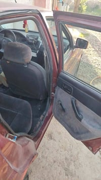 سيارة فورد مسجلة مانندل راعيها مكفولة.  كير محرك شرط مراوس شعندك نزل ح...