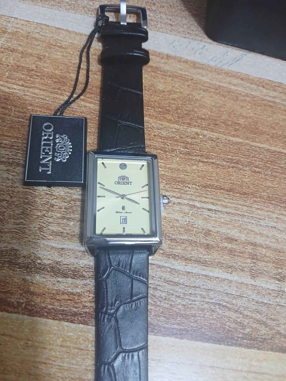 ساعه اورنيت باله باتري مكينه ياباني سير جلد مع علبته الاصليه 
سعر مع التوصيل 23 الف بالعافيه الي ياخذها


**إذا كنت صاحب هذا الإعلان وتريد حذفه لأي سبب، رجاءا أرسل رسالة إلى الدعم الفني**