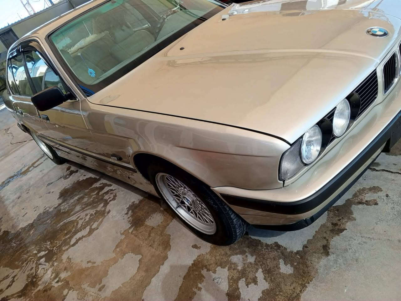 بيام 530مفتوح رقم ديالى سياره خير من الله كير جديد حاويه تخم تاير جديد داخل جلد سعر 43/////////***********
