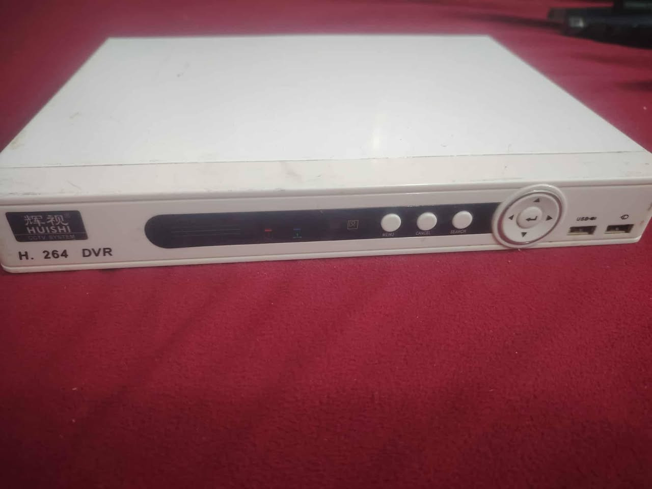 للبيع كامرات مراقبه مكانهن كوفه شارع ميثم التمار قرب دور الحوزة مقابيل مجمع الجنابي ***********
