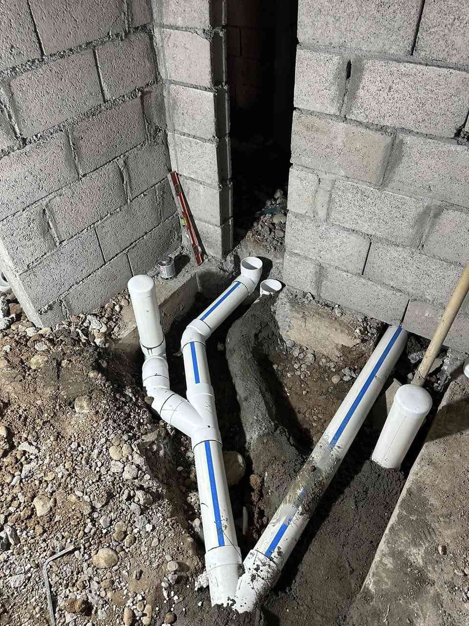 السلام عليكم من رخصة الادمن
سباكة الاخوة للتاسيسات الصحية الحديثة متواجدين للعمل في الموصل في الجانبين الايمن والايسر وشغل مرتب واستلام مهندس مع فحص الشبكة بجهاز الضغط والعمل يكون بقص الجدران وعمل الفتحات بلكور ومعالجة الكور 
متواجدين علنت او الاتصال ***********/***********
