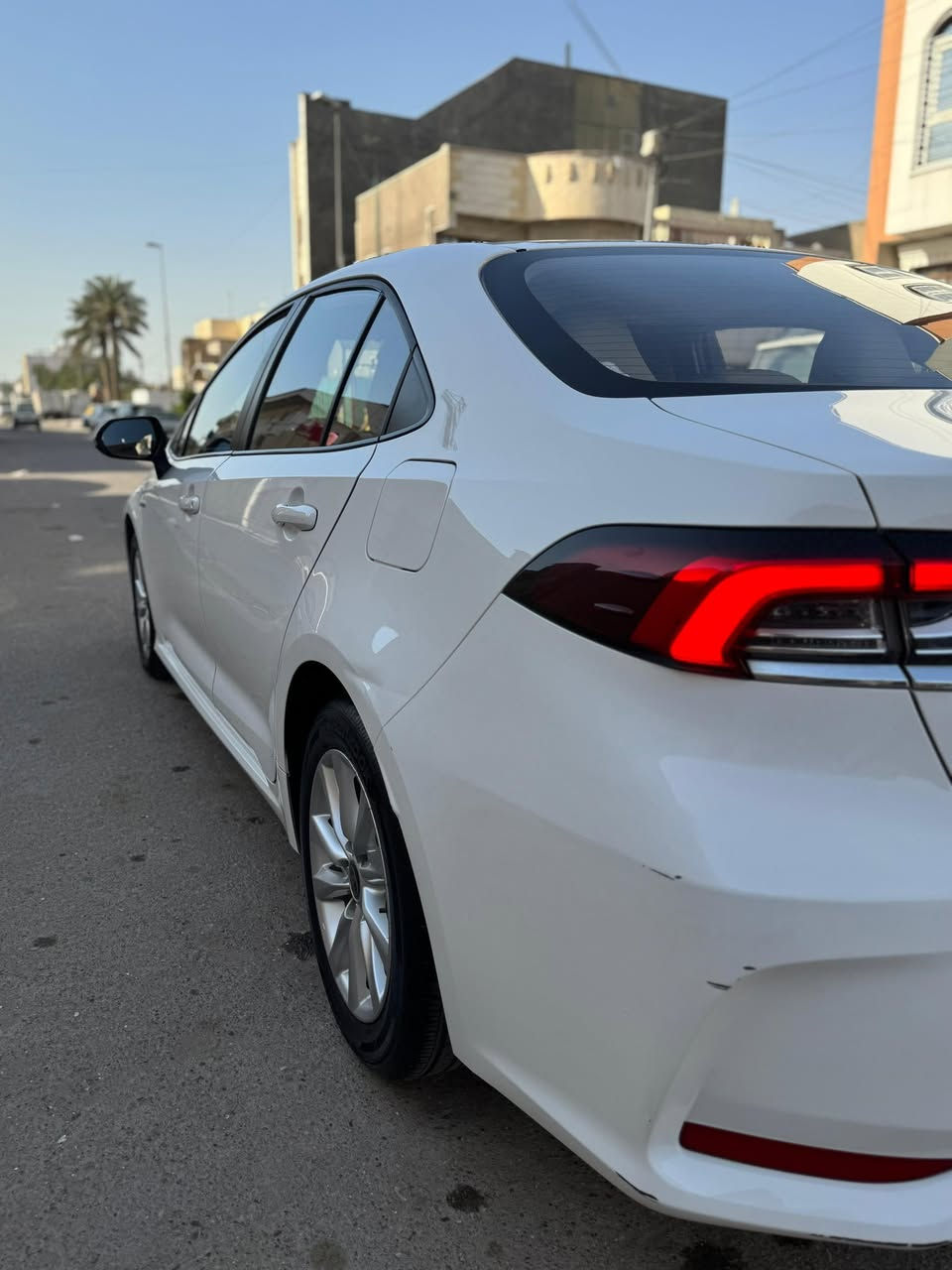 كورلا هايبرد موديل 2023ماشيه23.800
مواصفات سقف فتحه سلايد اوتوهولد اشارات بلمري كشن جلد 
مانع تزحلق خدوش بسيطه ورصعتين موضحه بلصور الرقم بغداد 
سعر 139
للتواصل ***********
