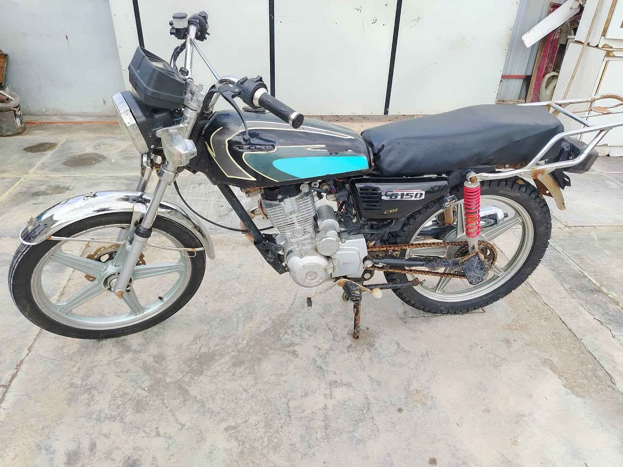 السلام عليكم
سافان للبيع الدراجة خير من الله، أوراق كاملة موديل ٢٠٢٠ السعر ٣٥٠ للاستفسار ***********
