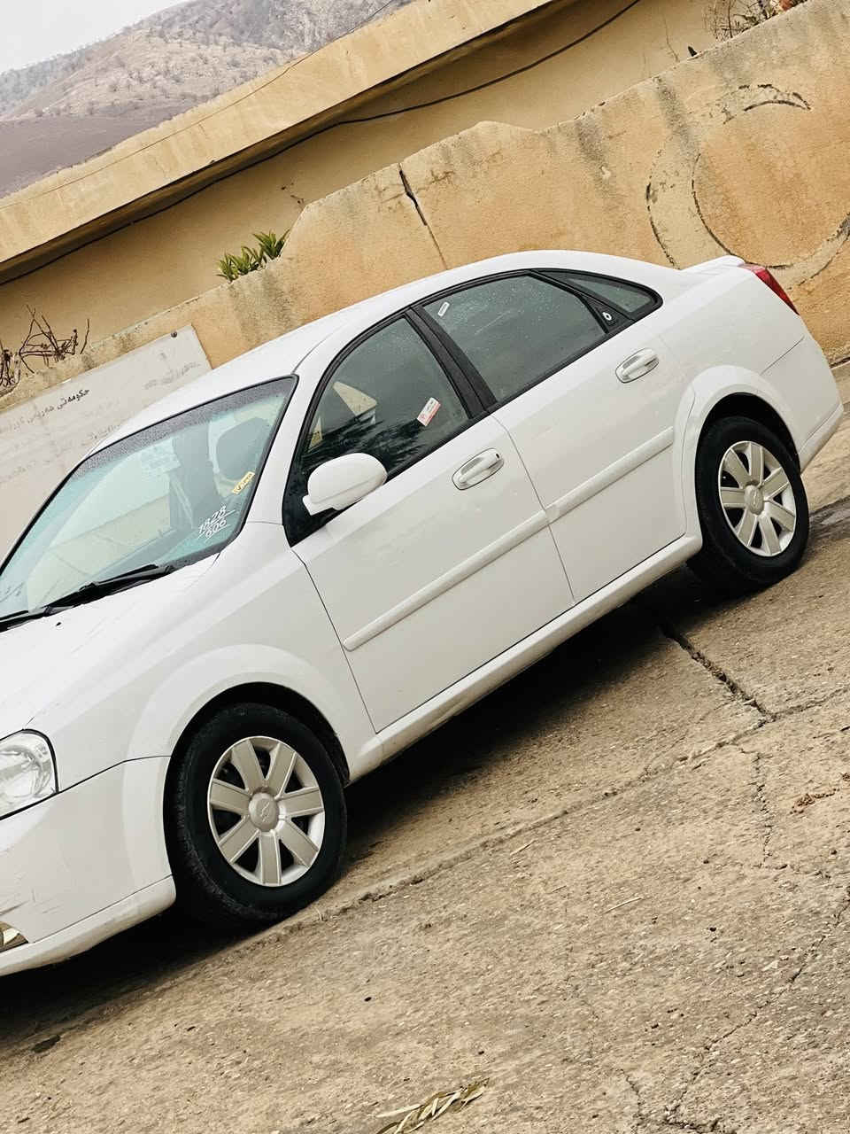 ئۆپترا2010گێرو مەکینە بە شەرت دو پارجەی پێشی هەیە بی ناو گرتن بی جال بی شوخت مالی دۆستە تەقەو رەقە بە شەرت 
***********
