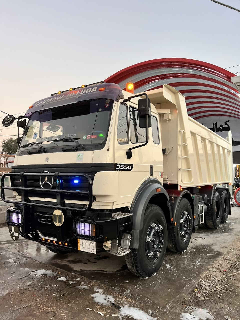 للبيع كرواتي 1999
السعر 750 
مكفوله من الصبغ 
مكينه 50 كهربائي 
كير 210 فافون
مجموعه جي اف قيطان
شيال 
***********
