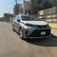 سيينا هايبرد 2500 مواصفاتها Xse فول 2022 وارد امريكي حادثها جاملغ خلفي...