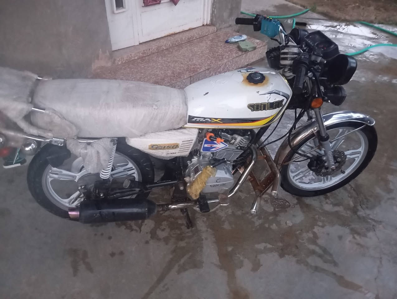 سيفان موديل 22 مفتوحة فقط الكور مرة وحدة سعر 450 قفل 🔒 مكاني ديالى بعقوبة كنعان


**إذا كنت صاحب هذا الإعلان وتريد حذفه لأي سبب، رجاءا أرسل رسالة إلى الدعم الفني**