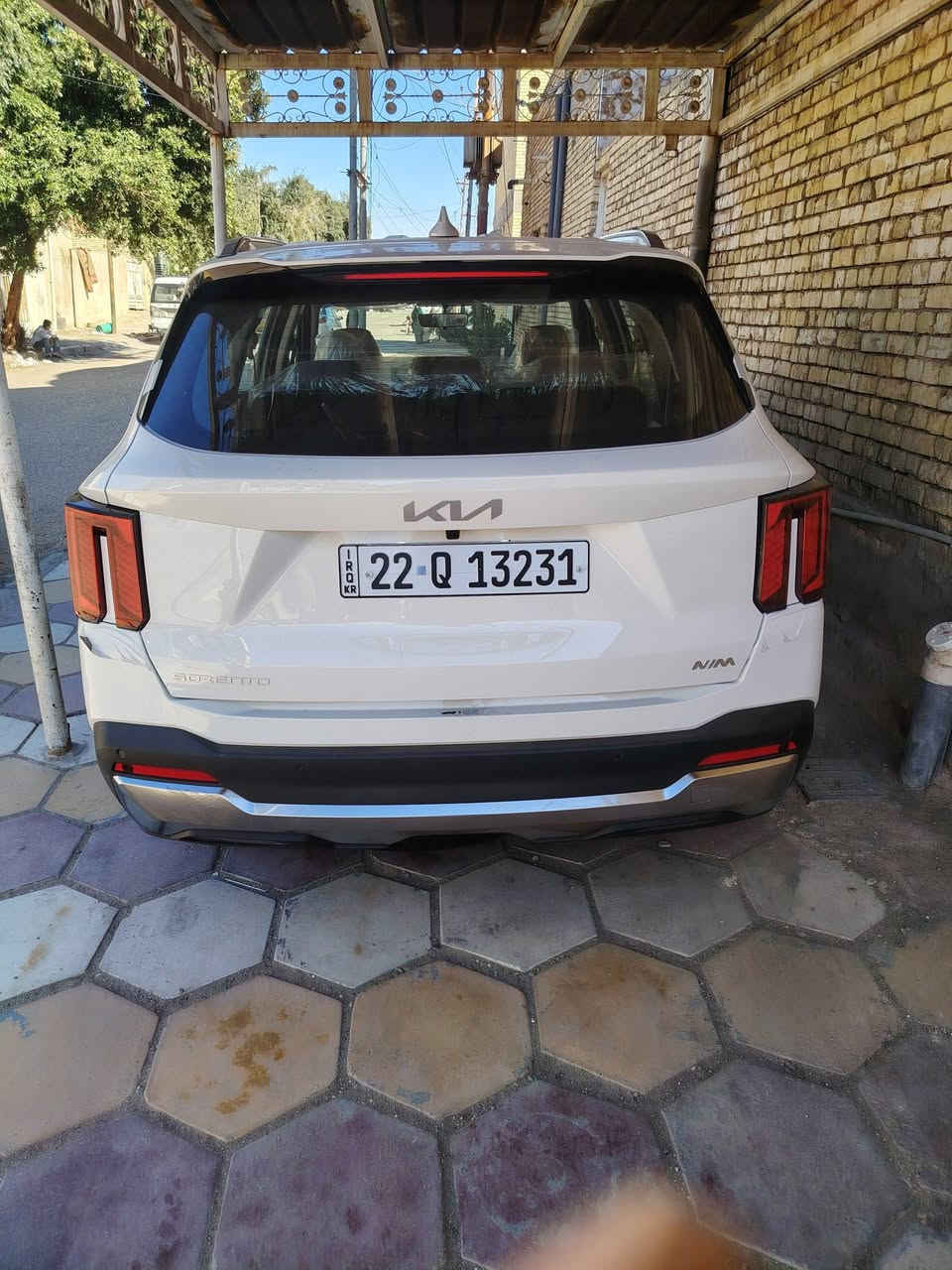 سورنتو ٢٠٢٥ رقم اربيل مكفوله من الشخط ماشيه 3  مواصفات بصمه شاشه متصله جنطه كهرباء كشنات كهرباء ويل ٢٠ السياره موجوده في ميسان اتصل *********** اتصل 320
