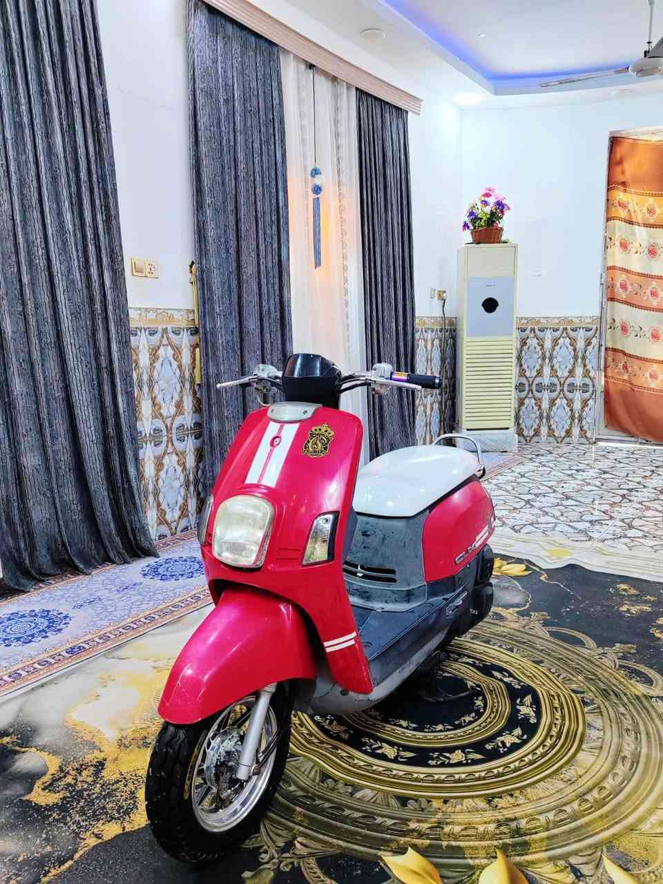 للبيع ماكس بوليسي حاويه كفاله كله على وضع البلاد دراجة جاهزه من كلشي توني ماخذه حاويه تخم تاير دبلات نشاط سرعه معدل ونهضه السعر 775 وبيه مجال رقم الهاتف *********** مكان بصره قضاءالقرنة
