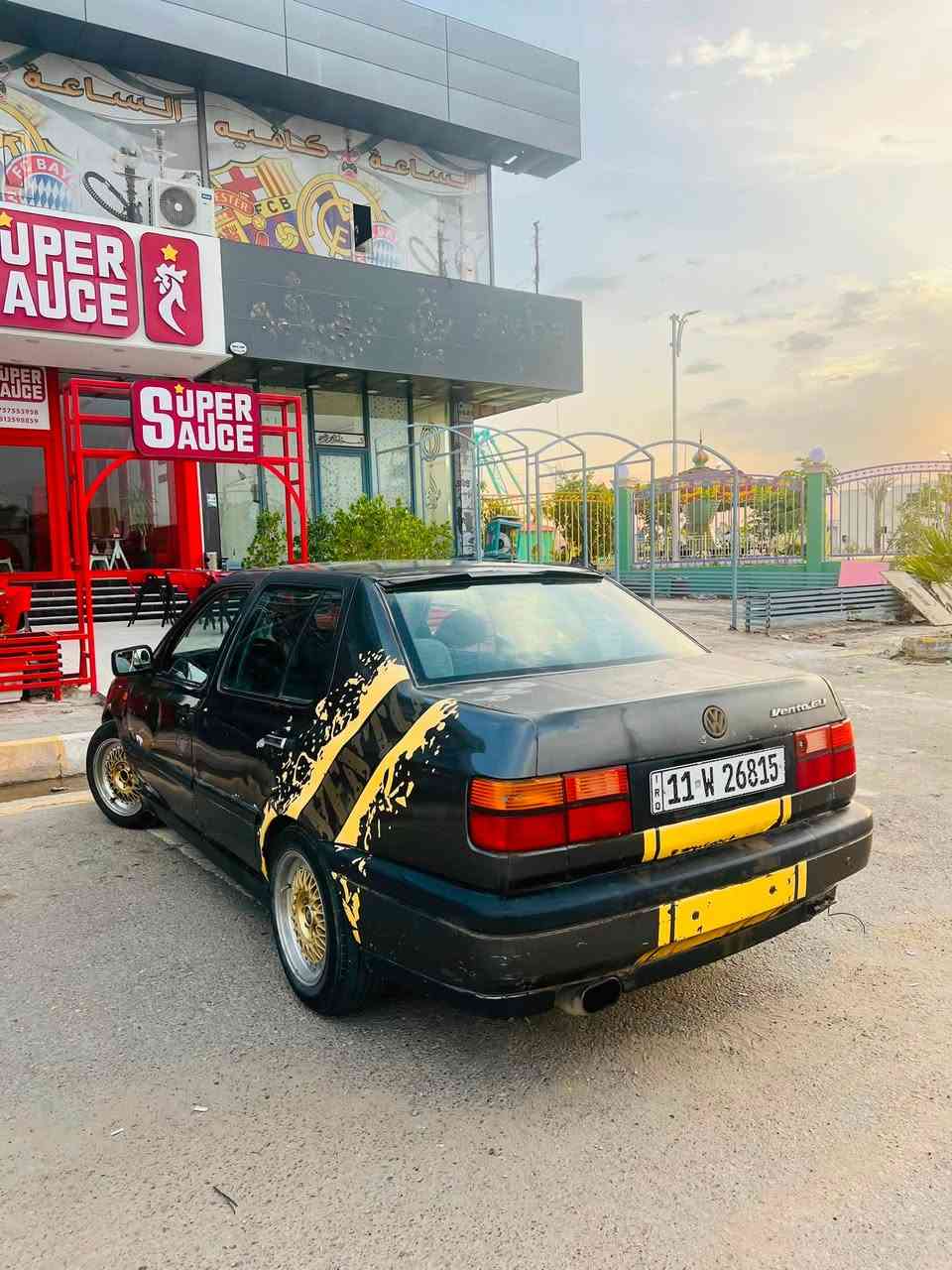 السلام عليكم 
كولف ڤنتو موديل 1993 كير عادي محرك 2000 رقم بغداد 32 وبيه مجال مكان الفلوجه 

واتساب ***********

***********
