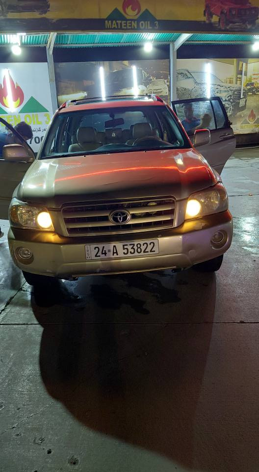 ,تيوتا هايلندر موديل 2007 كير و مكينة كةلةك باقزن و سينك و بشتي كبس بي دعم و سنوي جديد و هزاز جديد و رةقةم جديد تحويل حساب سةر نافى من   بو بيزانين تلةفون *********** دهوك, العراق
