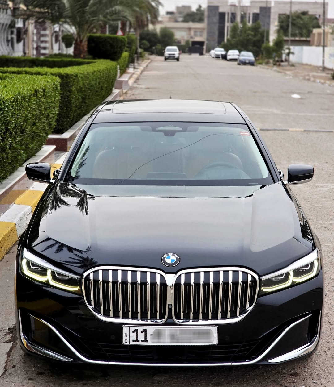 للبيع او مراوس 
وكالة العروش خليجية BMW 740 Li
موديل 2020 باب طويل السياره فول الفول 
بانوراما وداتا شو وكامرات 360 درجة وابواب شفط وجكات ورادارات ونقطة عمياء وكشنات جلد وتبريد وتدفئة حتى الخلفية وبصمات وصندوك كهرباء و5 بردات وايباد خلفي للتحكم وبعد هوايه مواصفات اعلى فئه السياره جديده وجاهزه من كلشي تخم تاير وصدر جديد قبل سبوع شاده السياره خليجية كفاله عامه باستثناء بارد في باب الخلفي رقم بغداد ومكانها بغداد السعر 430 ورقه للأستفسار ***********
