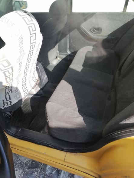 السلام عليكم بيجو بارص موديل ١٠ مكينه وكير خير من الله صدر امامي خلفي جديد السعر 32 بيهه مجال ***********
