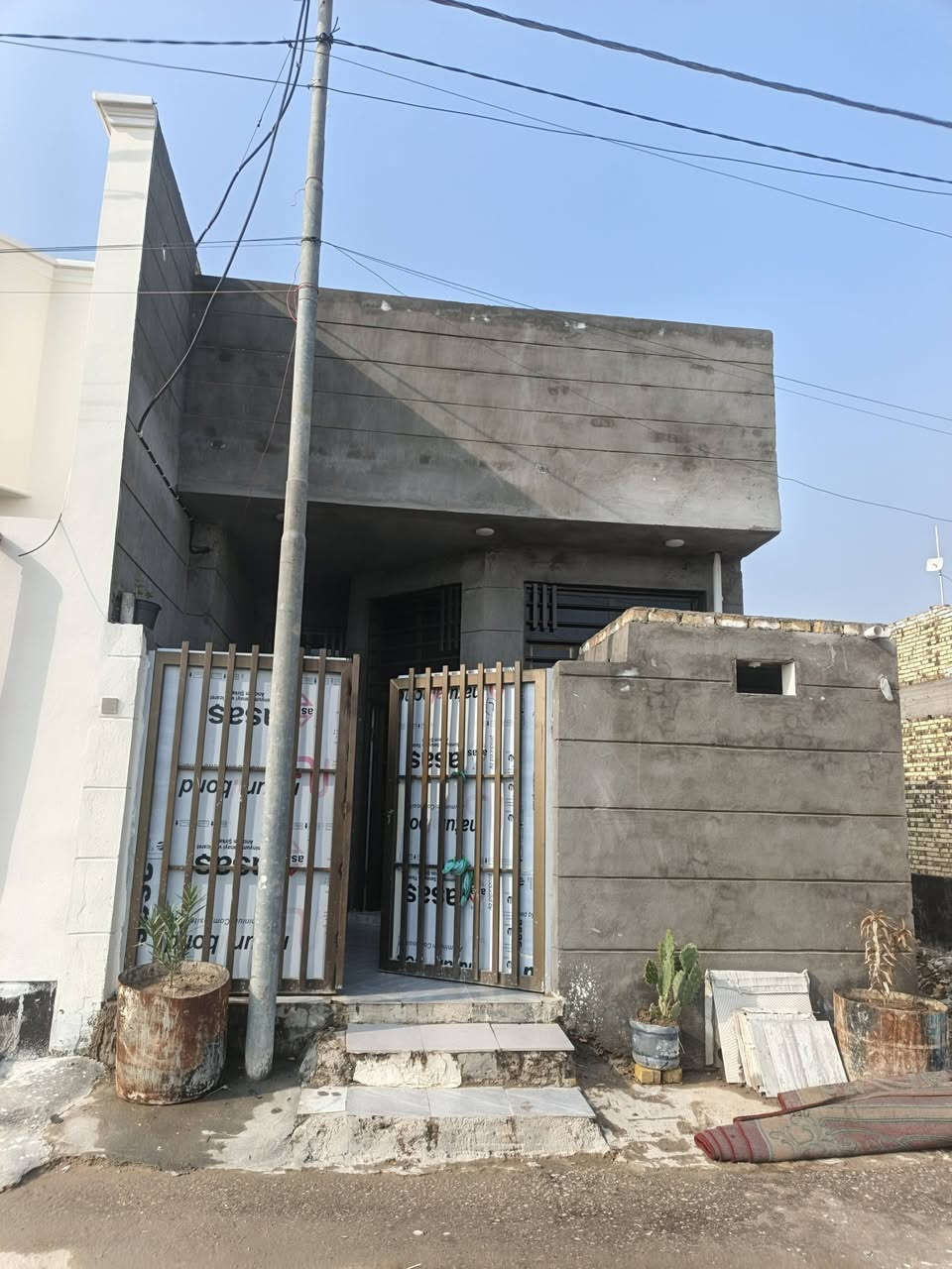 يالله توكلنا على الله وهو خير الرازقين
اسمع المقطع للاخير وراح تعرف كلشي موضح ب الفيديو

(ملاحظة اعيد النشر بسبب المشتري الكذاب طلع مو كد كلامه واكتب هذي الملاحظه حتى خاف احد الاخوان خابرني وكتله نباع السبب مو بي بأشباه الرجال ومسوي روحه رجال) 
للاستفسار أكثر الاتصال على الارقام التاليه

***********  اسيا👉 

***********  اثير👉 

(***********) 👉هذا فقط وات ساب وبخدمتكم 

للعلم البيت اجمل من التصوير بهواي يعني مشتمل متعوب علي من صدك 

تريد تتصل تريد تزور مكتب الفضه للعقار الواقع في تقاطع العلويه شريفه بنت الحسن عليها السلام
