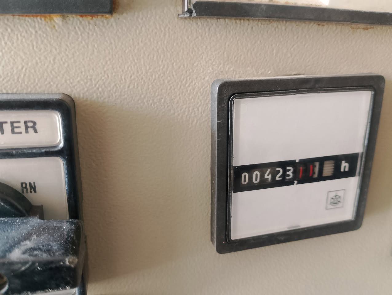 اڤيكو 6پستن ئةوروپى 70سفر***********+0750113945
