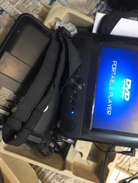 DVD سيارة • شاشات راس • اغراض كاملة