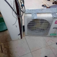 سبلت توسوت 1طن انفريتر .كامل مع البواري والريمود وبدون غاز 410.السعر 1...