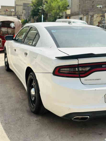 السلام عليكم دوج جارجر للبيع بوليسي 8 سلندر 5700 السياره  2017 اصل وارد كندي سياره جاهزه مكينه وكير وتبريد وحداديه وتخم تاير جديد رقم بغداد  بسمي سنويه جديده الفور ويل ملغي  مكان السياره بغداد مدينه الصدر السعر 160وبيها مجال  بيع فقط بدون مراوس(صور الحادث موجوده بلمنشور ) هاتف ***********
