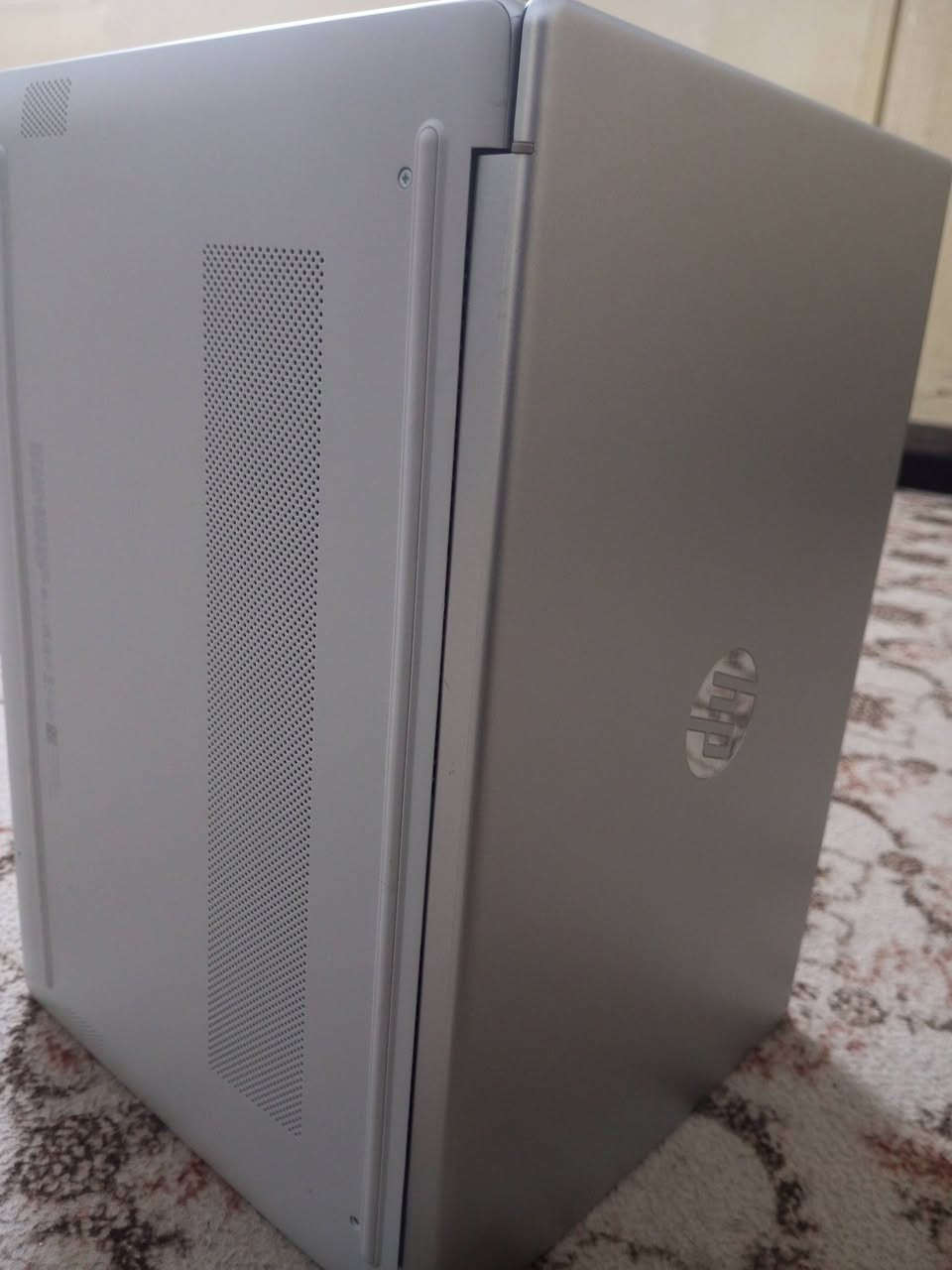 لابتوب hp الجيل 13 هارد 500 ssd رام 8 مواصفات عاليه كارت الشاشه منفصل 2 كيكا معالج قوي cori7 جهاز جديد مو باله مستخدم قليل جدا للبيع قفل 600 الاتصال ***********
