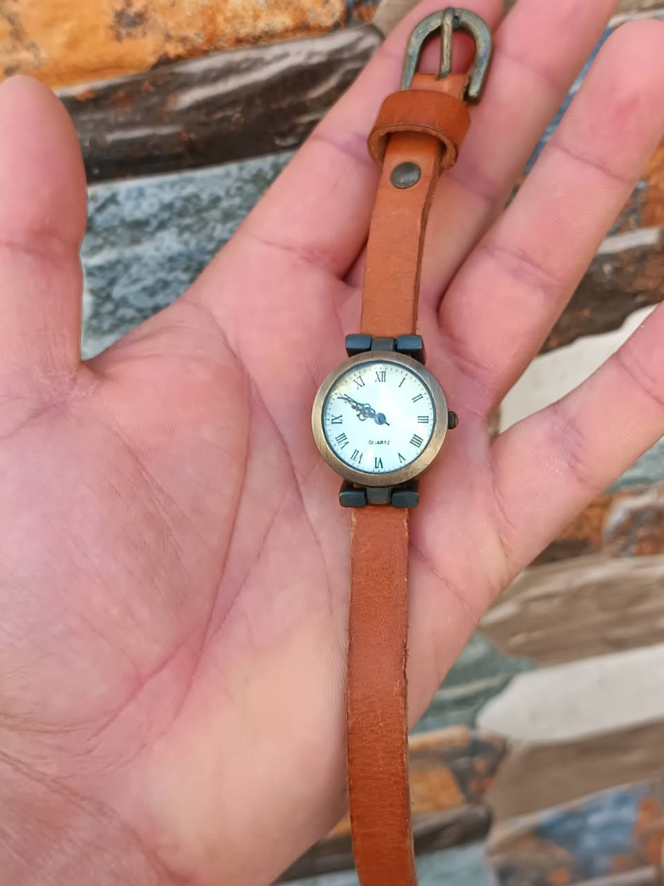 يالله تم وصول وجبه جديده من الساعات اليابانيه المستخدمه الباله والاسعار مناسبة جداً  للتواصل مراسلة الصفحه العنوان شارع الحسينيه قرب التفاح الاخضر راسلني


**إذا كنت صاحب هذا الإعلان وتريد حذفه لأي سبب، رجاءا أرسل رسالة إلى الدعم الفني**