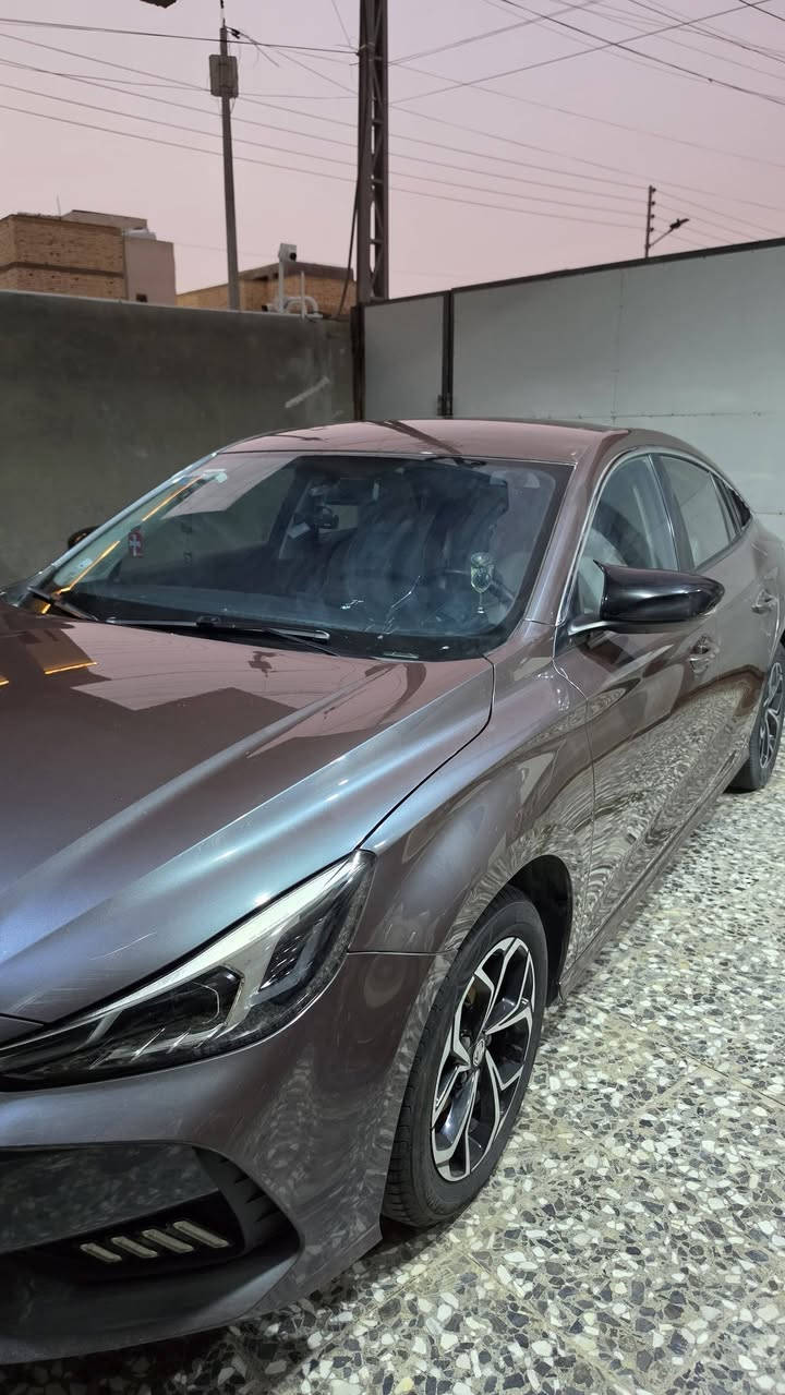 سلام عليكم
Mg gt 2023
سيارة كفالة عامة وارد خليجي  مواصفاتها معروفه 
شاشة  كار بلي وبصمه تشغيل وابواب 
محركها 1500 تنفس طبيعي 
السيارة بسمي رقمها بصرة حره تحويل مباشر 
مكينة وكير وحدادية وتبريد  كله كفالة 
السعر 120 
للأستفسار اتصل وبخدمتك 
***********
مكاني البصرة شط العرب
